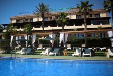 Пансион Resturante Hostal Tomas