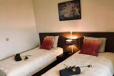 Pensione Fantasia A Spacious Beautiful Apartment & Affordable