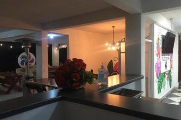 בית מלון כפרי Km