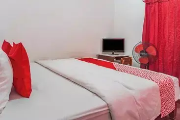 Hotelli O Guest House Pahlawan Syariah