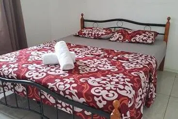 Cozy South Bed & Breakfast
