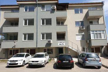هتل آپارتمان Dunav Apart