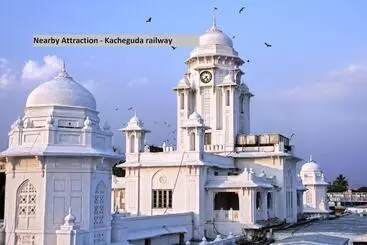 Hotel O Mayur S Residency Near Malkpet