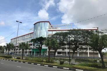 בית מלון כפרי Higher