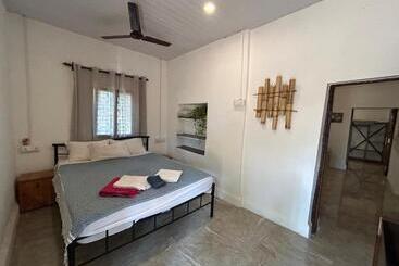 Pensionat Palm Breeze Suites