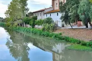 ユースホステル Il Casale Toscano Pisa