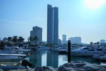 ホテル Levels Tower Apartments