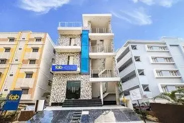 هتل Kd Residency
