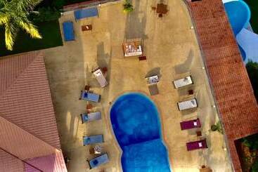 Hotel Pink Flamingo Boutique