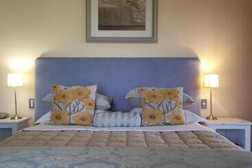 Bed and Breakfast Hawkdun Rise Vineyard & Accommodation