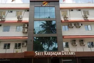ホテル Sree Karpagam Dreams