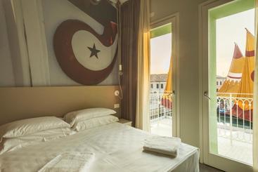 Porto Canale B & B