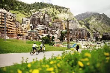 Hotel Belambra Clubs Avoriaz  Les Cimes Du Soleil