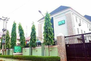 Nue Crest Hotels & Suites