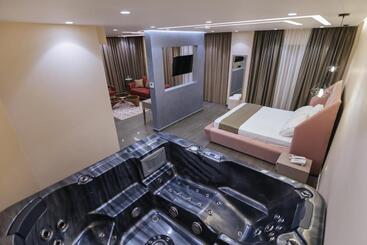 Brilliant Hotel & Spa