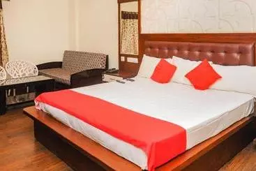 Hotelli Dcm Grand