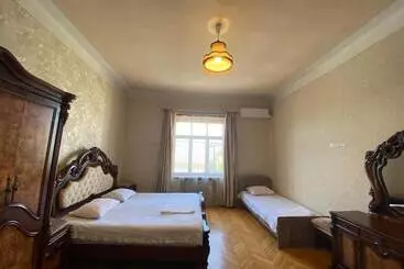 Pensjonat Valiko House In Telavi