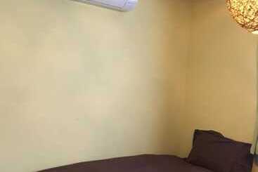 Pensió Guest House Amamin