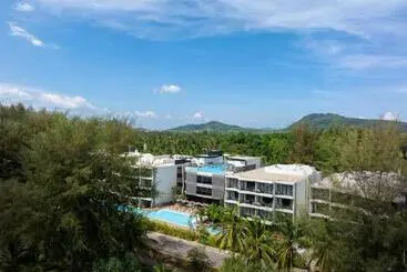 Radisson Blu Resort, Phuket Mai Khao Beach