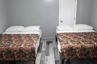 Birdsong Motel