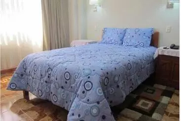 הוסטל Hostal Residencial Lino