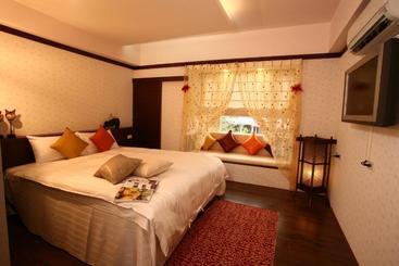 تختخواب و صبحانه Moonlight Ocean