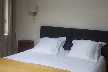 مبيت وإفطار Chartreuse De Mougeres Pézenas