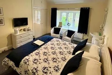 Dunscar Farm Bed & Breakfast