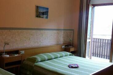 فندق Albergo La Valle