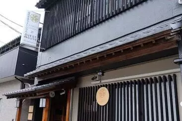 Pensió Narita Sando Guesthouse