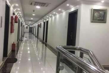شقة فندقية Holiday Furnished Units