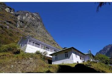 Summit Alpine Resort