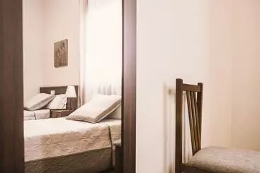 پانسیون Hostal La Laguna