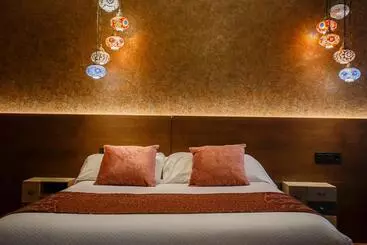 ペンション Hostal Rodas Pamplona