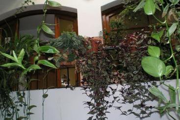 膳宿费 Hostal Maurin