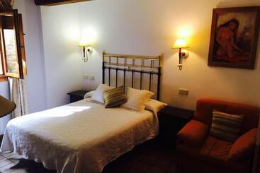 ペンション Hostal Posada La Panadera