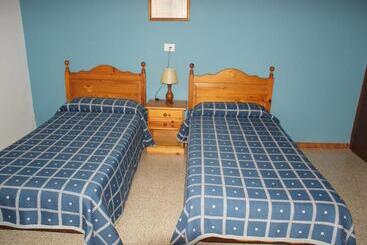 پانسیون Hostal Gran Sol