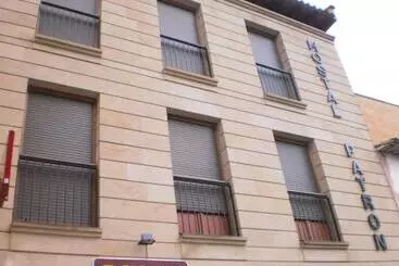 ペンション Hostal Patron