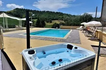 Hotelli Agriturismo La Terrazza