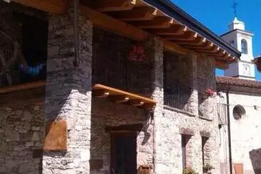 Majatalo Affittacamere La Lea