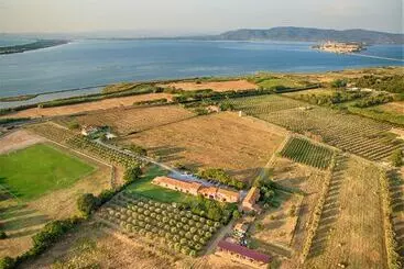 Hotelli Agriturismo Ristorante Monte Argentario