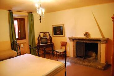 בית מלון כפרי Agriturismo Badia Di Susinana