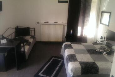 Pension A New Guesthouse