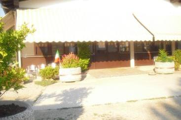 فندق Agriturismo La Chioccia