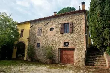 Hotel Tenuta Di Caiolo