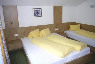 ペンション Langwieserhof