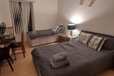 Retkeilymaja The Helm