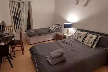 Retkeilymaja The Helm