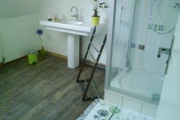 Pensionat Bruneval House