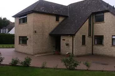 پانسیون Conifer Lodge